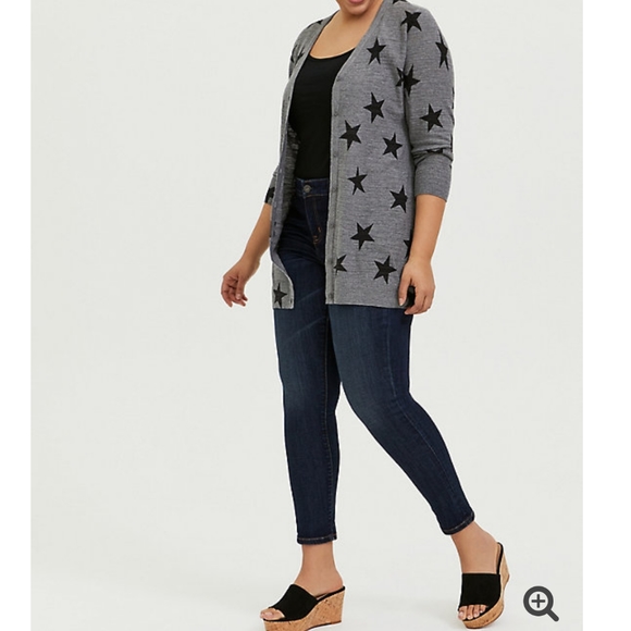 Mid Rise Skinny - Picture 3 of 3